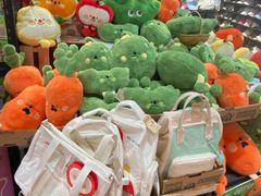 -酷乐潮玩(金桥国际店)