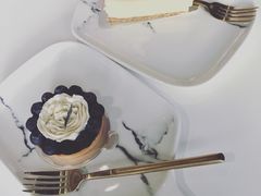 -UNI UNI(环亚凯瑟琳店)