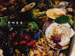 -乌托邦轰趴日租聚会别墅(先生的院子店)