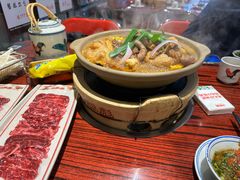 -沙胆彪炭炉牛杂煲(上海日月光广场店)