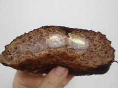 可可芋泥夹心面包-巴黎贝甜(五道口店)