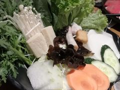 -呷哺呷哺 黄金牧场 (欢乐谷店)
