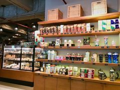 零售区-星巴克(深圳罗湖书城店)
