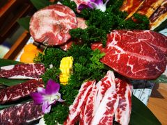 -明洞阿姨·韩式酱蟹烤肉·创意料理(三元桥店)