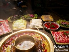 -董家湾重庆老火锅(张家窝店)