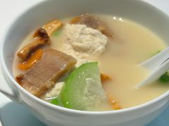 鸡油菌时蔬盐卤豆腐煲-新荣记(建国门外大街店)