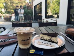 -J Create城市露营咖啡·简餐·宠物(上海动物园店)