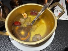 餐前鸡汤-魁盛居百年鲁菜馆(县西巷店)