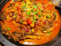 -鸣记脆皮烤鱼·海鲜烤鱼(三八广场店)