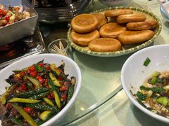 -昱龙大盆牛蛙馆(三兴街总店)