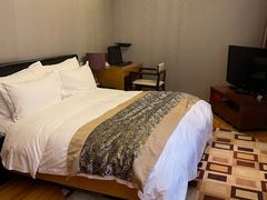 -灞柳驿酒店(香湖湾地铁站店)