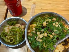 -柳州肥姨妈大骨螺蛳粉(东靖路店)