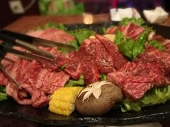 -炼火烤肉店