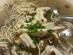 -新天明砂锅鱼头煲