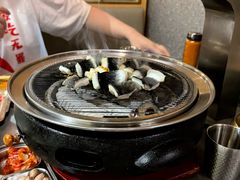 -围炉肉舍•炭烤活鳗•丹东海鲜烤肉(步行街店)