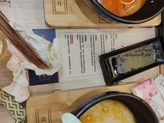 -花馬肆.云南过桥米线(汉神购物广场现场熬汤店)