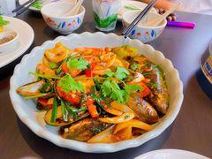 -大头虾越式风味餐厅(光明广场店)