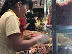 -Bánh Mì Huynh Hoa