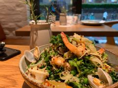 鲜虾牛油果色拉-La Strada(安福路店)