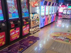 -直通车欢聚中心(崇州万达店)