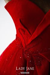 -Lady  Jane高端婚纱礼服馆
