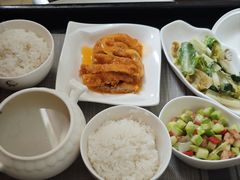 -馨摇篮月子会所(鄠邑区店)