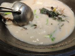 -陈大锅·岳阳鱼馆·地道岳阳菜(美食街店)