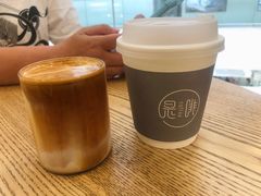 美式咖啡-是啡·日式精品咖啡(东门太阳百货店)