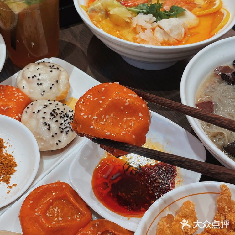 我一口就爱上南宁这家爆汁生煎包！！