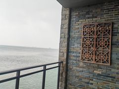 -鹰龙海畔度假酒店(咸祥店)