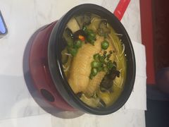 -渝是乎酸菜鱼·川渝小炒(新世界百货望京店)