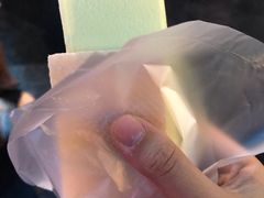 -詹爷爷乌节路街头冰淇淋