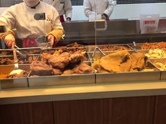 -狗撵鸭(泰山公寓店)