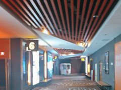 -万达广场(南昌红谷滩店)