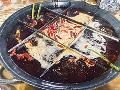-正南齊北重庆老火锅(光华村直营店)