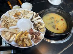 -野菌皇海景野生菌火锅(滨海大道店)