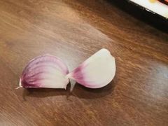 紫皮大蒜-秦君宝手擀菠菜面(金花路店)