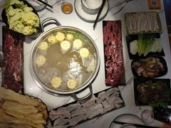 -牛鲜胜·潮汕牛肉自助火锅(番禺市桥店)