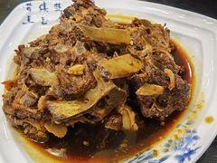 -清真磊磊烧烤老店(饮虎池街34号店)