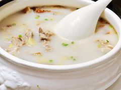 -鸿星花园酒家(银亿家园店)