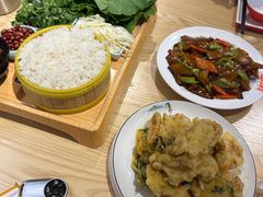 -百姓村东北菜馆(海棠湾店)