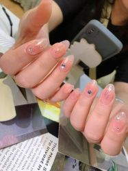 -十月·日式美甲美睫·纹眉