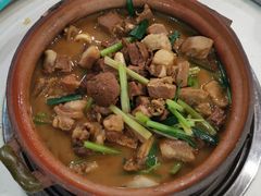 -渝君重庆火锅(嘉宾路店)
