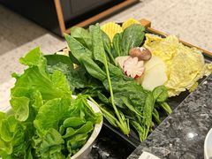 -一席地·本地鸡窝·杭帮鸡火锅(萧山银隆百货店)