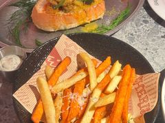 -芭莉与彩虹西餐厅(成都合生汇店)