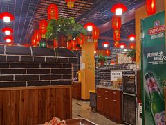大堂-小火炕铁锅炖鱼