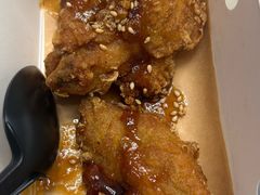 -必胜客(尹山湖歌林公园店)