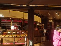 -嘉华鲜花饼·现烤(昆明老街店)