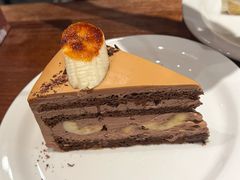 香蕉巧克力焦糖蛋糕-black rainbow coffee