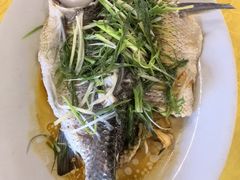 -大石鼓山庄·珠海第一烧猪